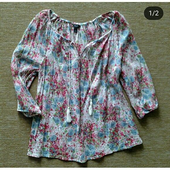 Chaps Tops - New Chaps watercolors boho top. Medium